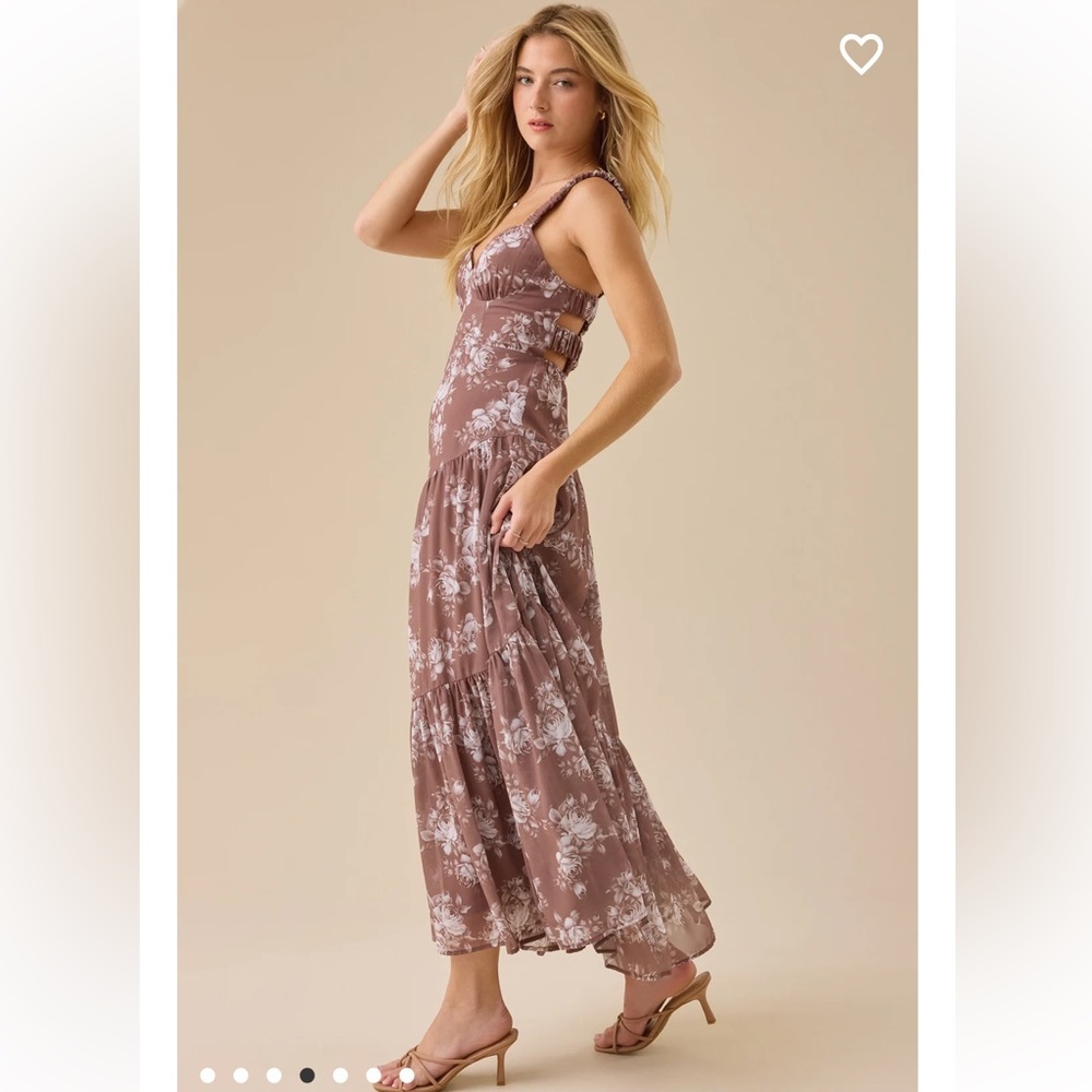 New with tags Altar’d State Lacy Floral Maxi Dress - Picture 4 of 7